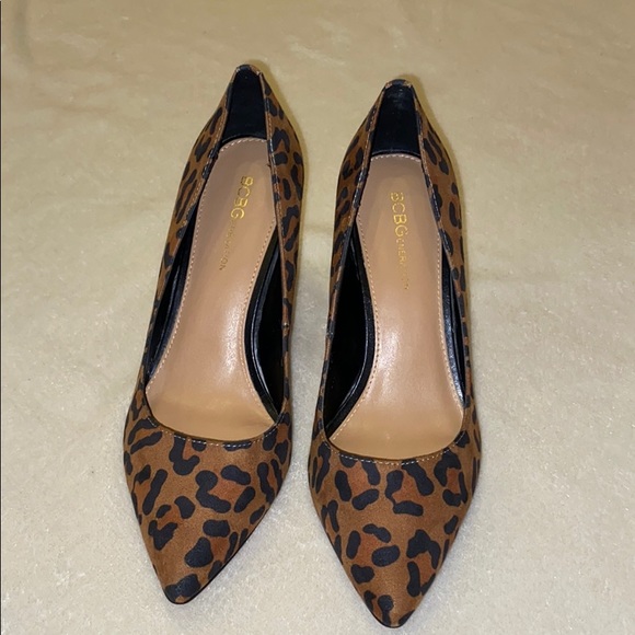BCBGeneration Leopard Print Heels size 7 - Picture 2 of 10
